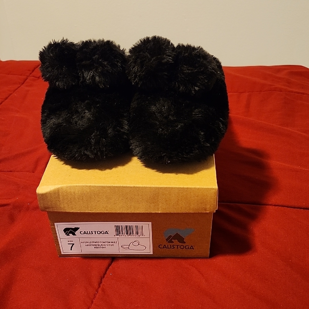 Black Ankle Boots with Plush Fuzzy Texture